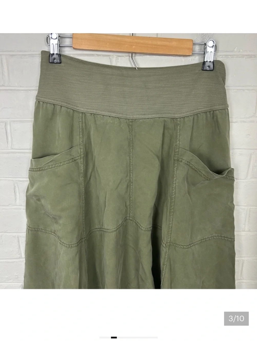 Free People Movement Baggy Cropped Green Harem Pants Size XS - Picture 2 of 2